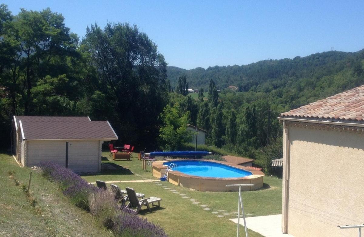 Maison De Vacances Avec Ses Petits Chalets Aouste-sur-Sye Extérieur photo