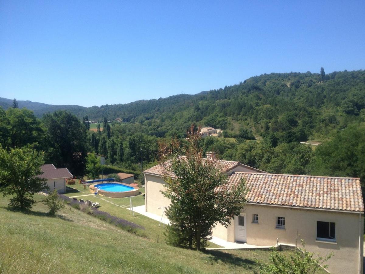 Maison De Vacances Avec Ses Petits Chalets Aouste-sur-Sye Extérieur photo